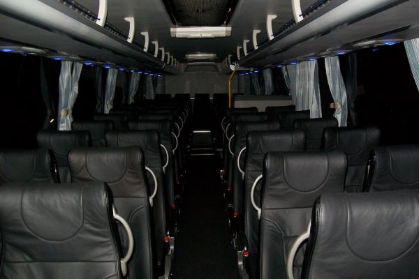 Thomsons Coachlines 48 Seater 01