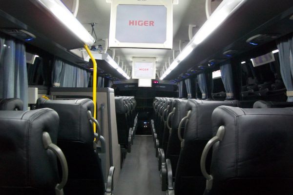 Thomsons Coachlines 48 Seater 03